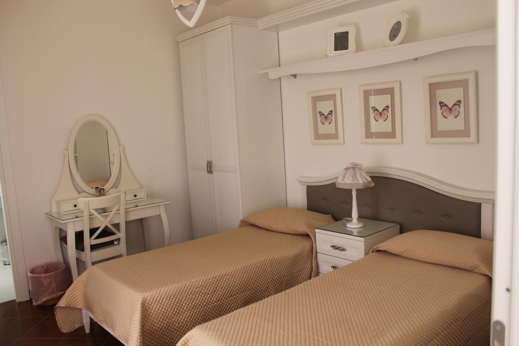 B&B Home Sweet Home Rosolini Quarto foto